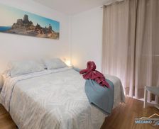 Spain Tenerife El Médano vacation rental compare prices direct by owner 14187794