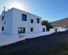 Spain Lanzarote Nazaret vacation rental compare prices direct by owner 11520205