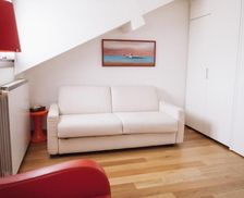 Italy Lombardy Milan vacation rental compare prices direct by owner 6301510