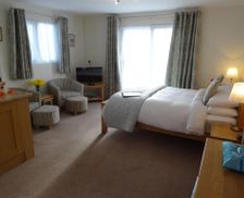 United Kingdom Hampshire Sway vacation rental compare prices direct by owner 16092459