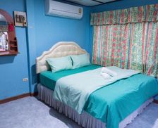 Thailand Chon Buri Province Ko Si Chang vacation rental compare prices direct by owner 17848054