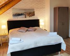 Czechia Central Bohemia Stranný vacation rental compare prices direct by owner 14149974