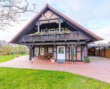 Germany Mecklenburg-Pomerania Kratzeburg vacation rental compare prices direct by owner 4249828