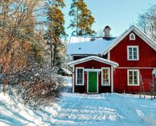 Sweden Jönköping county Mullsjö vacation rental compare prices direct by owner 13604638