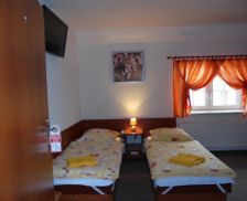 Poland Opolskie Pilszcz vacation rental compare prices direct by owner 18130263