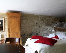 France Provence-Alpes-Côte d'Azur Châteauneuf-Val-Saint-Donat vacation rental compare prices direct by owner 18341959