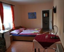 Czechia Pilsen Všeruby vacation rental compare prices direct by owner 13610669