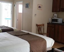 Canada British Columbia Radium Hot Springs vacation rental compare prices direct by owner 16238160