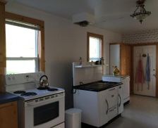 Canada Quebec Perce vacation rental compare prices direct by owner 11921872