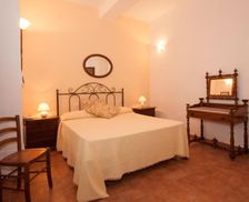 Italy Tuscany Isola d'Arbia vacation rental compare prices direct by owner 23797508