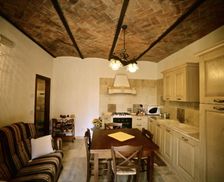 Italy Tuscany Foiano della Chiana vacation rental compare prices direct by owner 6290154