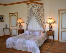 France Auvergne Vallon-en-Sully vacation rental compare prices direct by owner 16407657