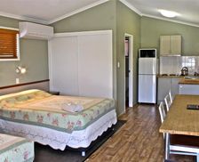 Australia Queensland Barcaldine vacation rental compare prices direct by owner 16116495