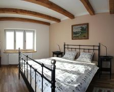 Czechia South Bohemia Jindřichŭv Hradec vacation rental compare prices direct by owner 14937000