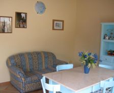 Italy Umbria Fossato di Vico vacation rental compare prices direct by owner 26703886