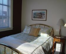 United States Vermont Bristol vacation rental compare prices direct by owner 15131159