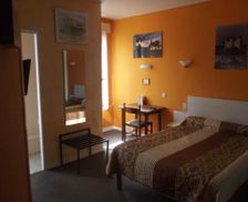 France Auvergne Bort-les-Orgues vacation rental compare prices direct by owner 13004650