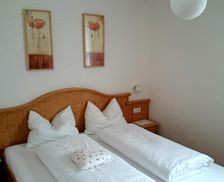 Italy Trentino Alto Adige Perca vacation rental compare prices direct by owner 19369513