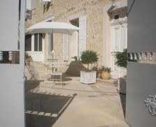 France Languedoc-Roussillon Combas vacation rental compare prices direct by owner 26653484