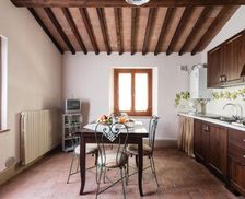 Italy Tuscany Capannoli vacation rental compare prices direct by owner 24862986