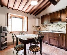 Italy Tuscany Capannoli vacation rental compare prices direct by owner 24845893