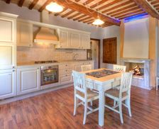 Italy Marche Sassoferrato vacation rental compare prices direct by owner 13891975