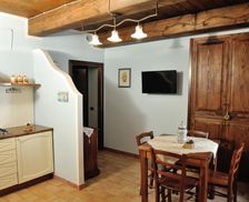 Italy Marche Sassoferrato vacation rental compare prices direct by owner 14284978