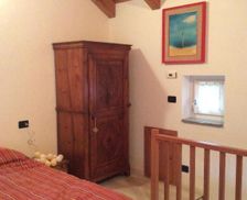 Italy Valle d'Aosta Issogne vacation rental compare prices direct by owner 13512092