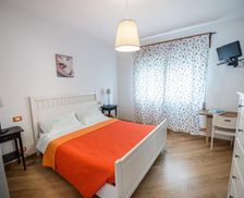 Italy Veneto Marostica vacation rental compare prices direct by owner 19452588