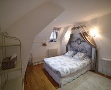 France Deux-Sèvres Thouars vacation rental compare prices direct by owner 18920969