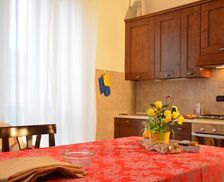 Italy Umbria Amelia vacation rental compare prices direct by owner 13938047