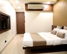 India Madhya Pradesh Bhopal vacation rental compare prices direct by owner 26678740