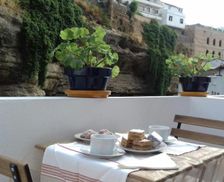 Spain Andalucía Setenil vacation rental compare prices direct by owner 14794610
