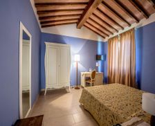 Italy Tuscany Bettolle vacation rental compare prices direct by owner 13797994