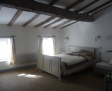 France Auvergne Saint-Amant-Tallende vacation rental compare prices direct by owner 15106713