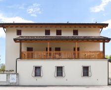 Italy Friuli Venezia Giulia Polcenigo vacation rental compare prices direct by owner 13003350