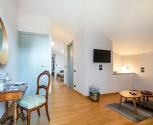 Italy Lombardy Villa Guardia vacation rental compare prices direct by owner 18201947