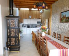 France Rhône-Alps Hotonnes vacation rental compare prices direct by owner 13002483