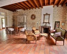 France Provence-Alpes-Côte d'Azur Arles vacation rental compare prices direct by owner 5190968