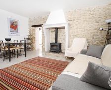 France Rhône-Alps Pont-de-Barret vacation rental compare prices direct by owner 13729729