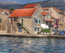 Croatia Split-Dalmatia County Kaštela vacation rental compare prices direct by owner 14403547