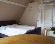 Netherlands Noord-Holland Enkhuizen vacation rental compare prices direct by owner 19394217