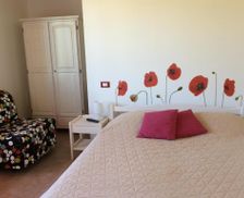 Italy Emilia-Romagna Sogliano al Rubicone vacation rental compare prices direct by owner 14103202