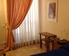 Italy Marche Urbino vacation rental compare prices direct by owner 14902342