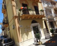 Italy Sicily Castellammare del Golfo vacation rental compare prices direct by owner 7780885