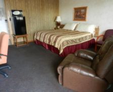 United States Wyoming Riverton vacation rental compare prices direct by owner 14725467