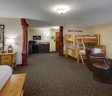 United States Illinois Moline vacation rental compare prices direct by owner 33530004