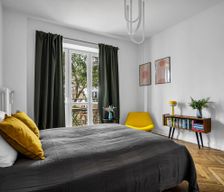 Poland Mazowieckie Warszawa vacation rental compare prices direct by owner 33500222