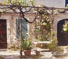 France  Sénas vacation rental compare prices direct by owner 34941556