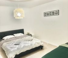 France Yonne Saint-Bris-le-Vineux vacation rental compare prices direct by owner 34794799